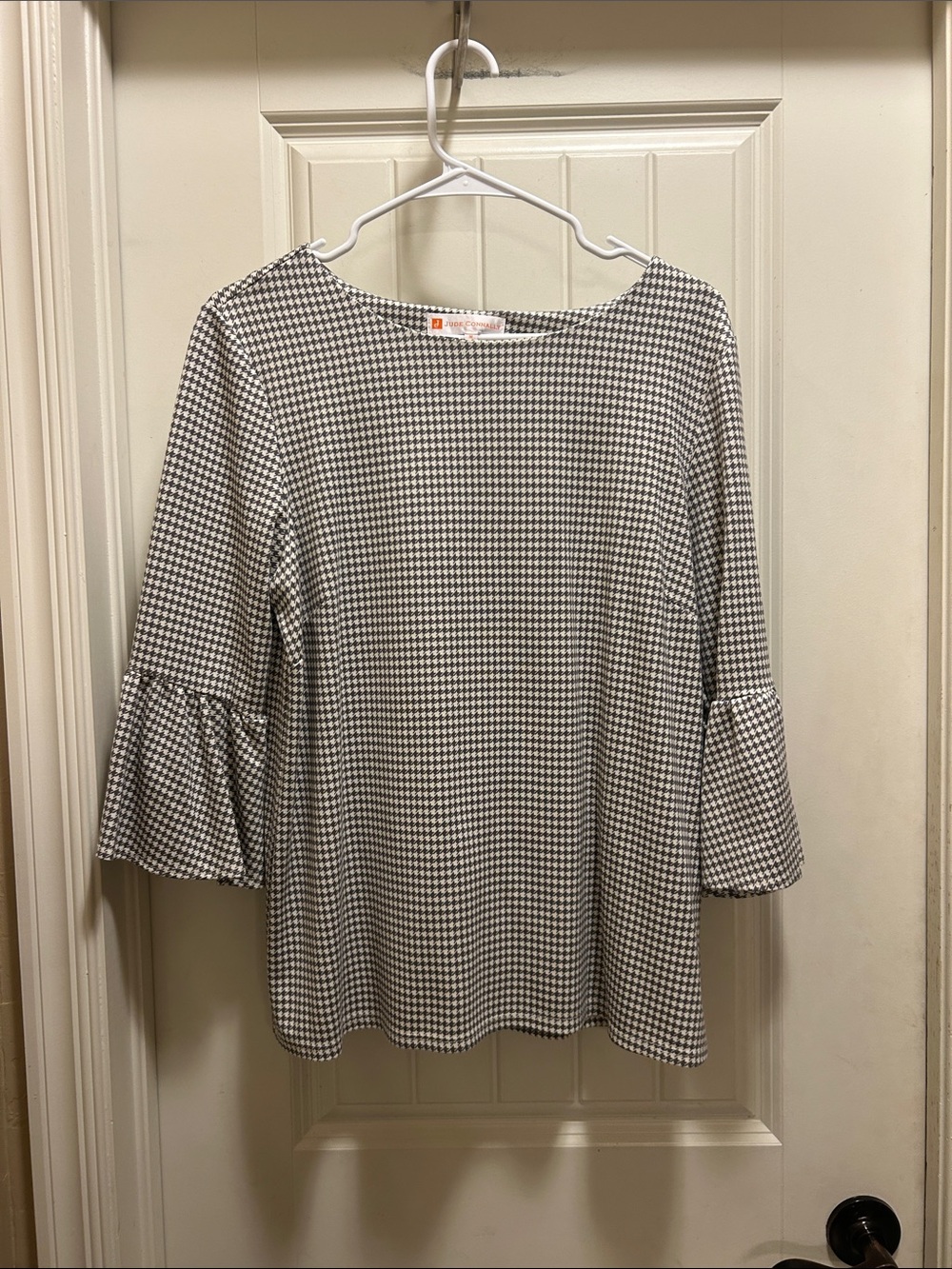 Jude Connally Gray & White Houndstooth Bell-Sleeve Top